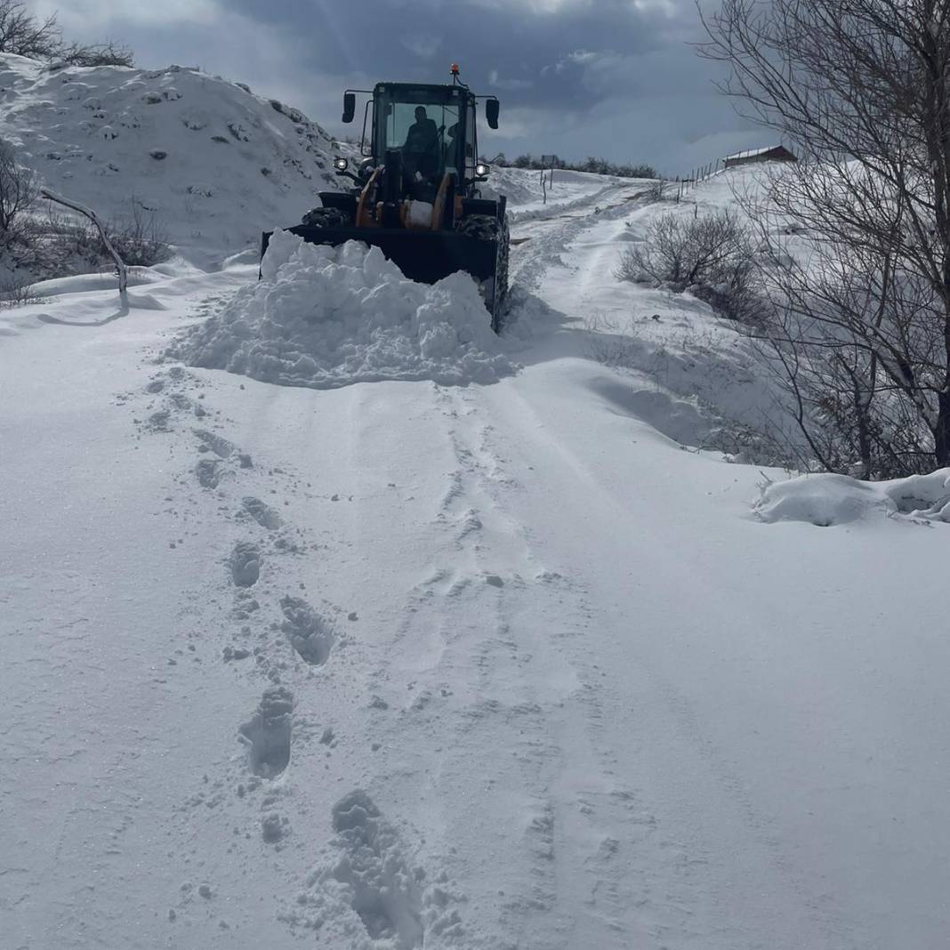 Diyarbakır'da Kar Yağışı: Dikkat bu yollar ulaşıma kapandı 1