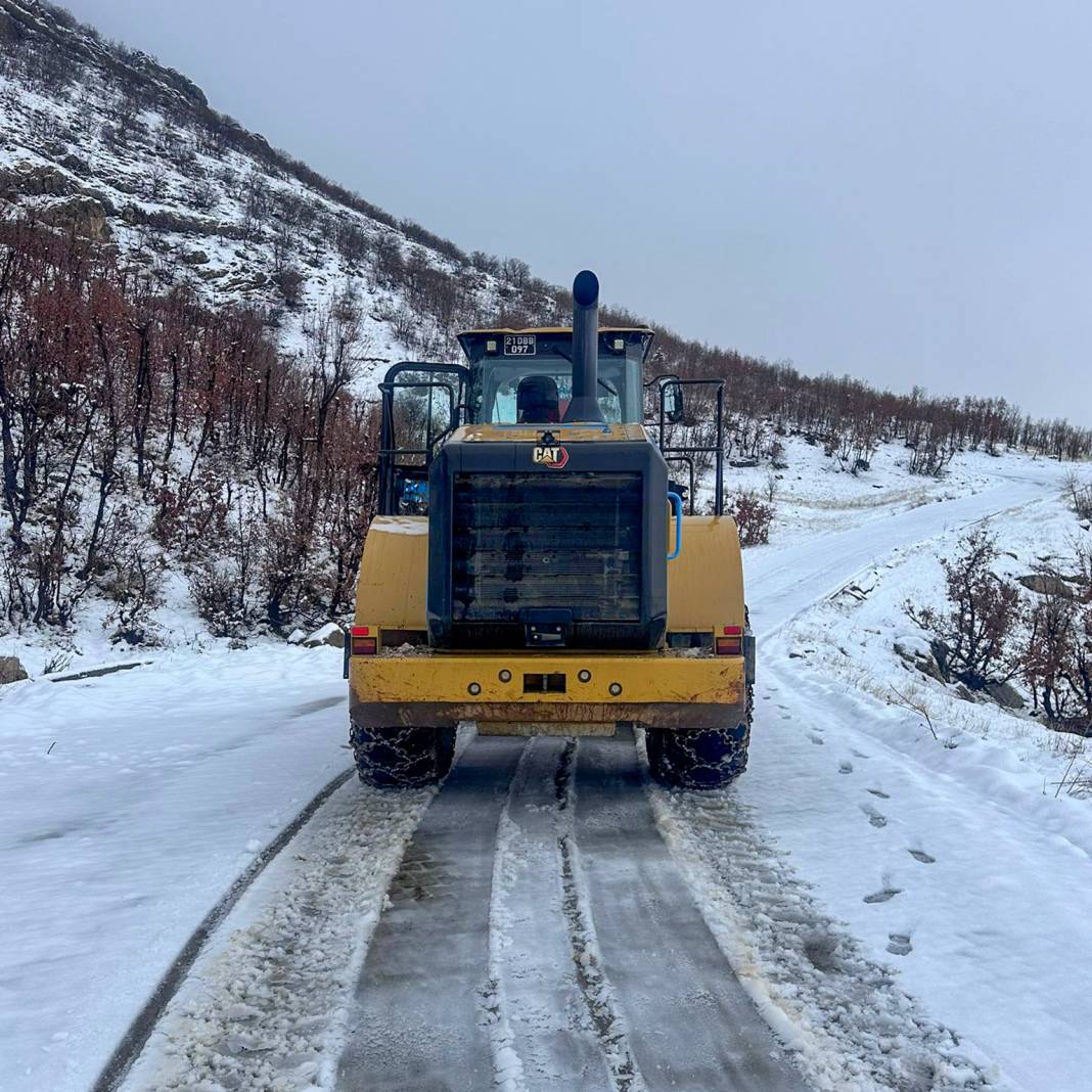 Diyarbakır'da Kar Yağışı: Dikkat bu yollar ulaşıma kapandı 2