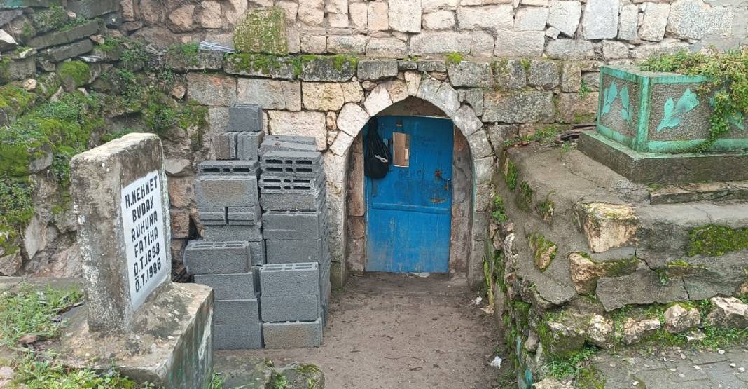 Diyarbakır'daki Anadolu'nun ilk mescidi bakımsızlıktan yıkılıyor 3