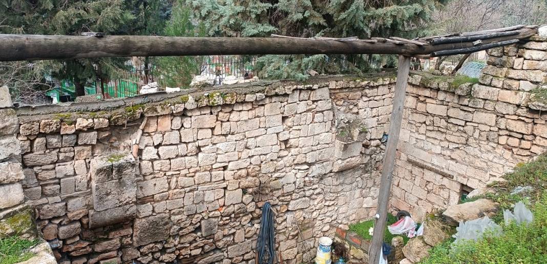 Diyarbakır'daki Anadolu'nun ilk mescidi bakımsızlıktan yıkılıyor 1