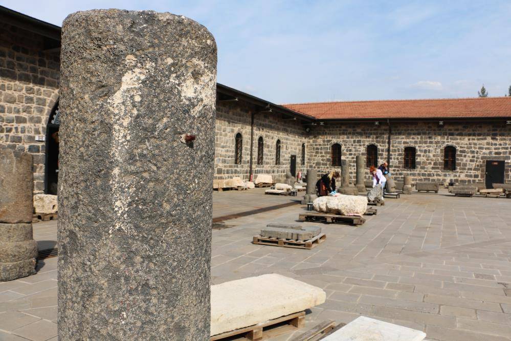 Diyarbakır'ın “tarihi eser doktorları” tarihe hayat veriyor 3
