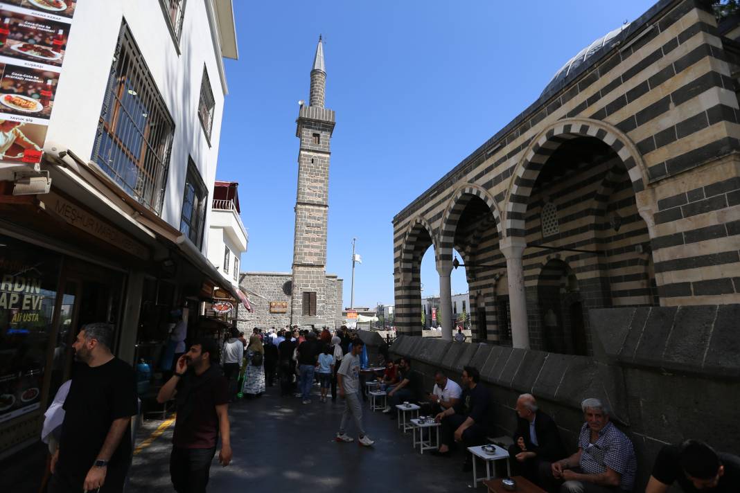 Diyarbakır'da Kürtçe bilen "Turizm polisi" görev yapacak 1