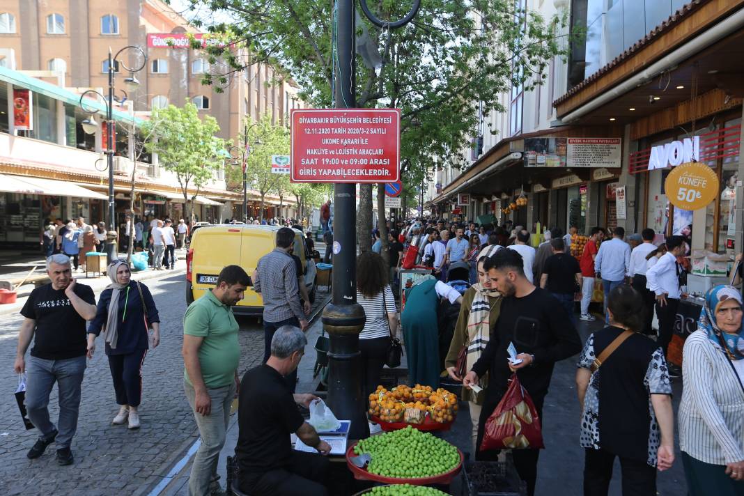 Diyarbakır'da Kürtçe bilen "Turizm polisi" görev yapacak 7