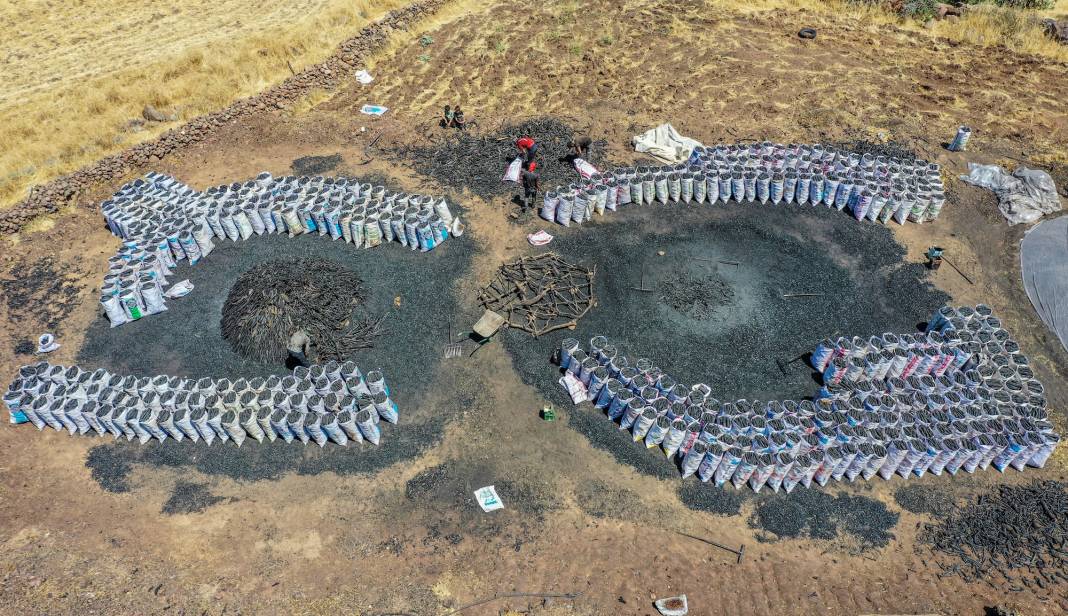 Diyarbakır’daki ‘torakçılar’ havanın ve ateşin sıcaklığıyla mücadele ediyor 4