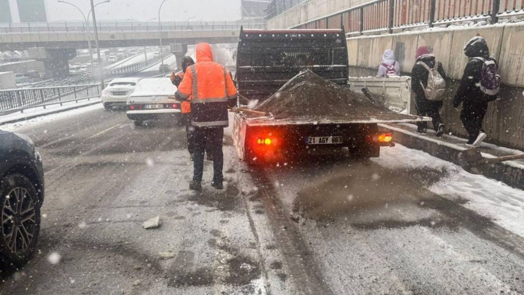 Diyarbakır buz kesti; Vatandaş tepkili, Belediye sınıfta kaldı 5