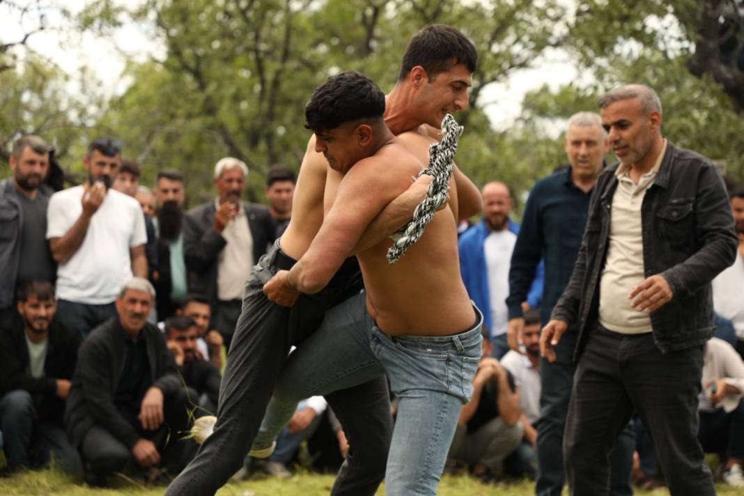 Diyarbakır’da 600 yıllık Kamçı Ritüeli başladı 4