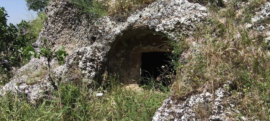 Diyarbakır | Lice’nin saklı tarihi: Cînezur Kaya Mezarları turizme kazandırılmayı bekliyor 5