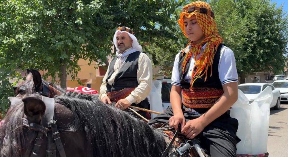 Diyarbakır’da 40 derece sıcakta at sırtında zamana karşı yarış 1