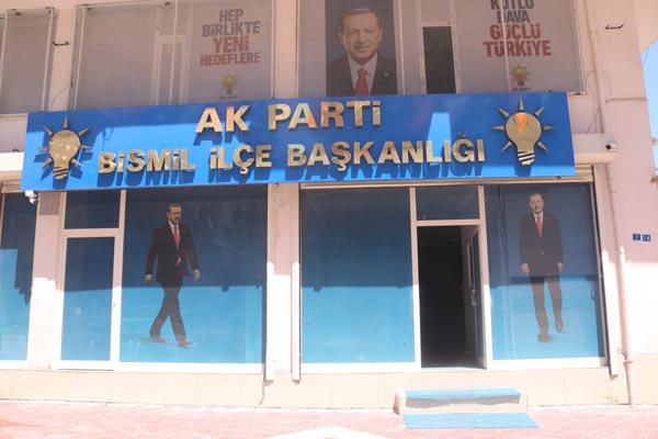 AK Parti Bismil İlçe Başkanlığına molotofkokteyli saldırı