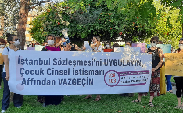 Kadınlar ve çocuklara karşı şiddeti durdurun!