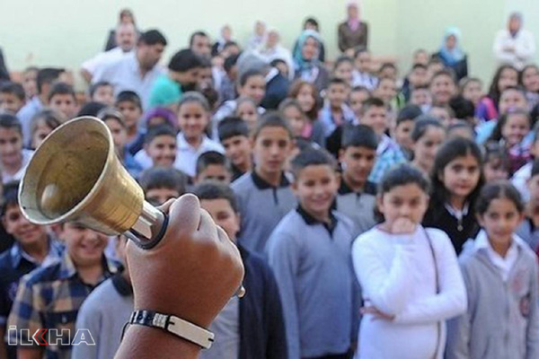 Eğitim sendikaları, pandemi sürecinde okulların açılması ile ilgili ne düşünüyor?