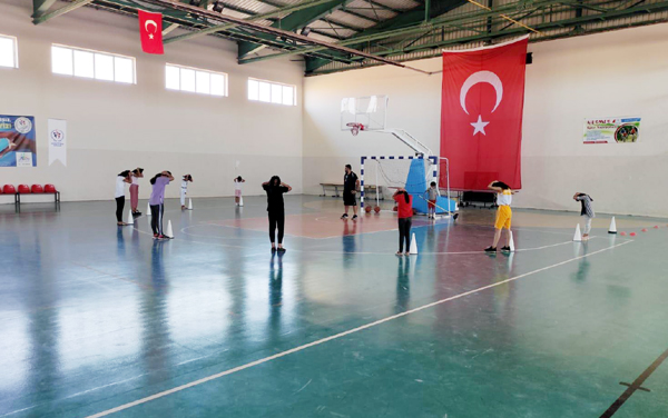 Kaymakam Büyüknalçacı sporcularla buluştu