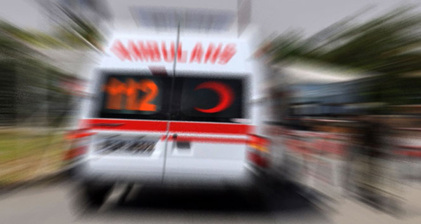 Korona hastası taşıyan ambulans kaza yaptı