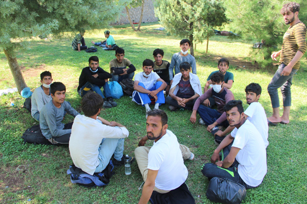 Göçmenlerin umut yolculuğu Diyarbakır'da son buldu