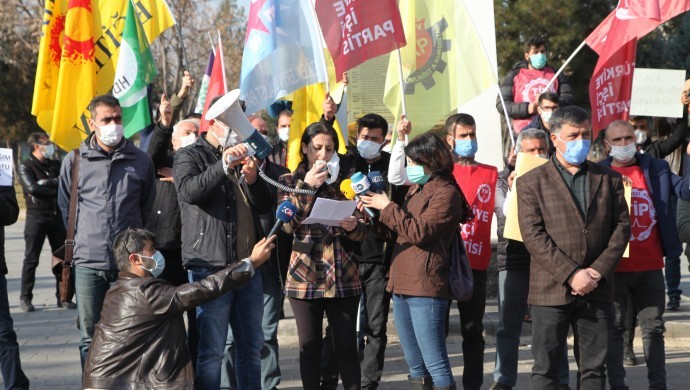 ‘Diyarbakır’da 200 bin öğrenci EBA’ya erişemiyor’