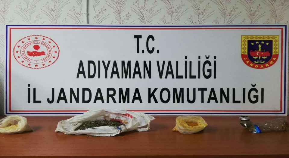 Adıyaman’daki araca uyuşturucu baskını