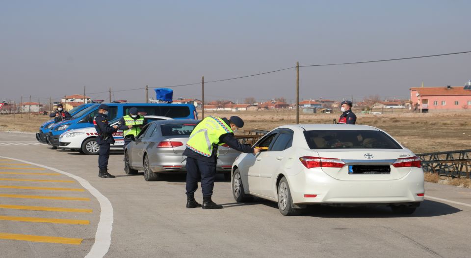 Aksaray'da Jandarma'dan 'kemer' denetimi