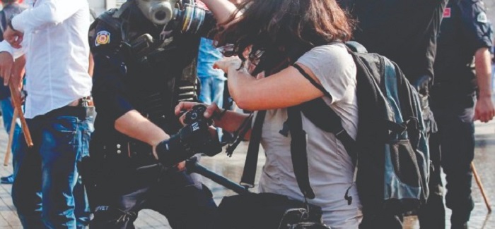 CFWIJ: Mayıs ayında 70 kadın gazeteci şiddete maruz kaldı