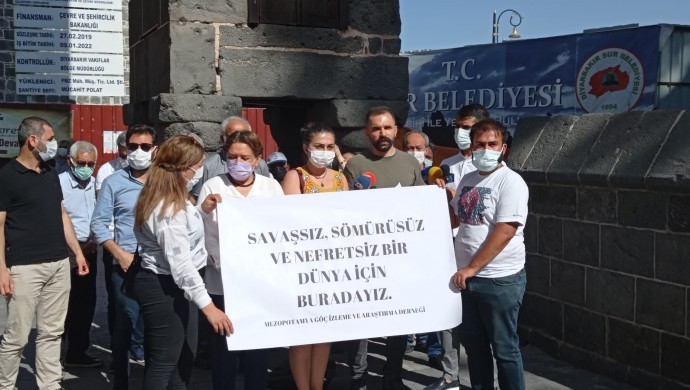 ‘Zorunlu göç insan hakkı ihlalidir’
