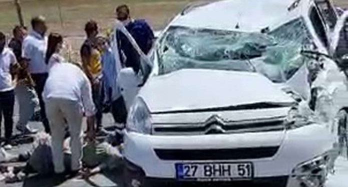 Van'da trafik kazası: 3 yaralı
