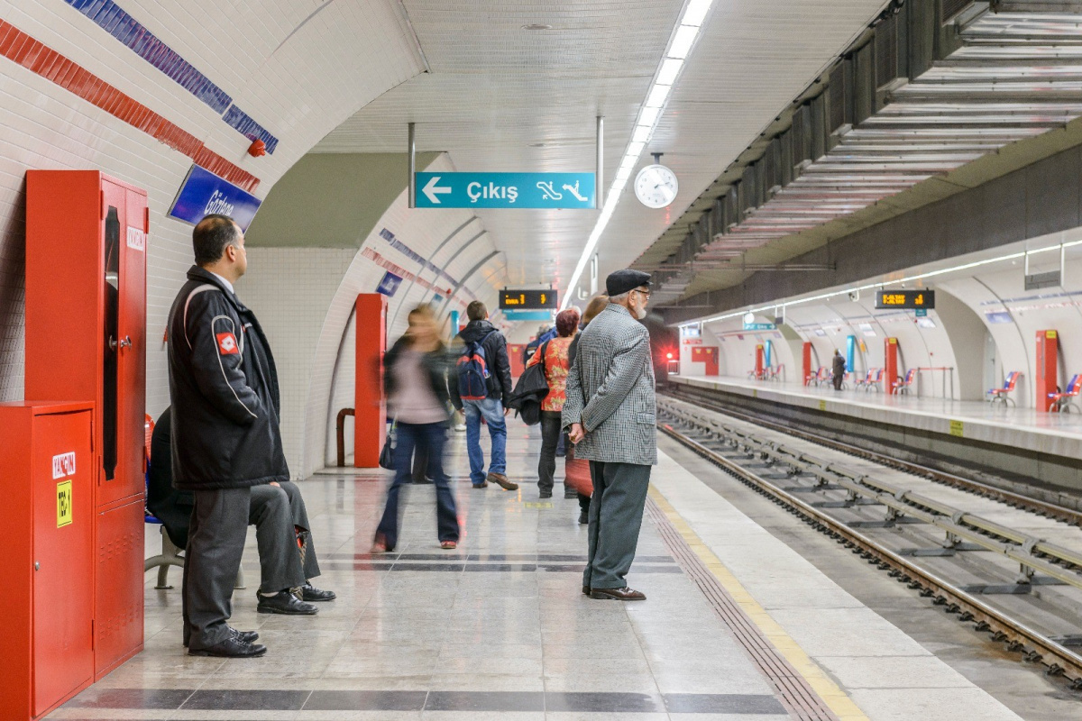 Metro hatlarındaki ticari alanlar kiraya verilecek