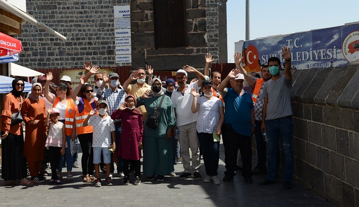 Konya'dan gelen görme engelliler Diyarbakır'ı hissetti