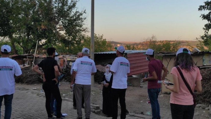 HDP’li gençler, Fiskaya’da sokaklarında bağımlılıkla mücadeleyi anlattı