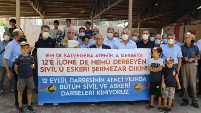 78’liler Derneği Diyarbakır Cezaevi önünden seslendiler: 12 Eylül sürüyor