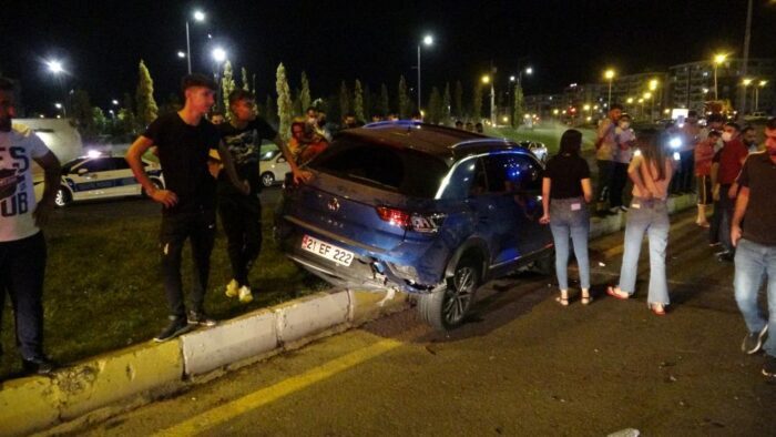 Diyarbakır’da trafik kazası: 3 yaralı 