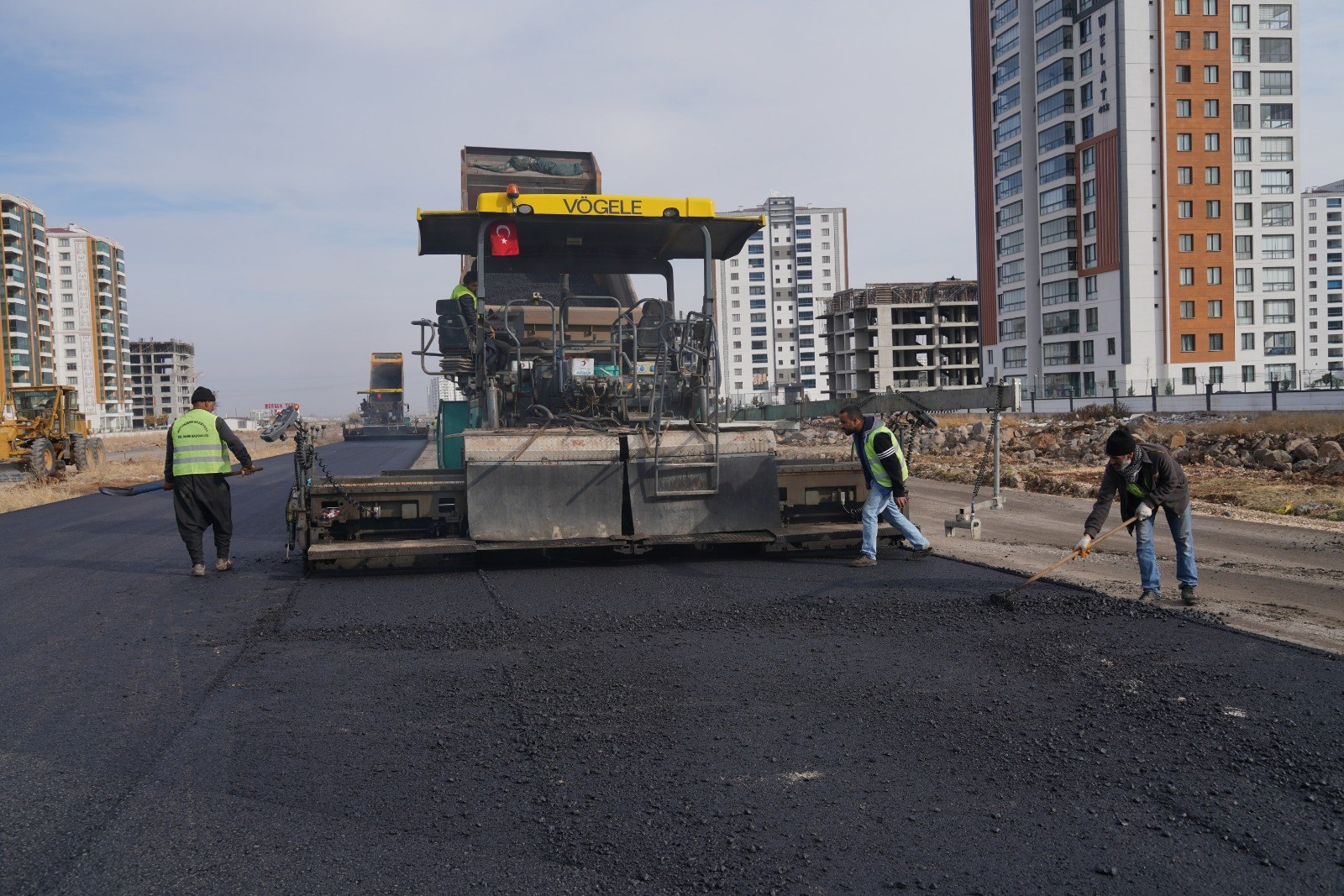 Kara yolu işleri yaptırılacak