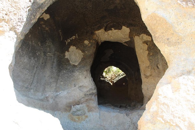 Erken Hristiyanlık dönemine ait 7 odalı kaya kilisesi keşfedildi
