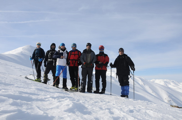2 bin 500 rakımlı Akdağ'da ilk kayak