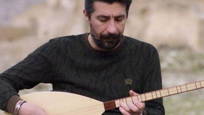 Gözaltına alınan sanatçı Karakaş’ın müzik arşivine el konuldu