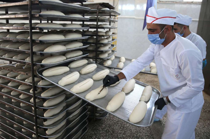 Eğitim alan hükümlüler günde 15 bin ekmek üretiyor!