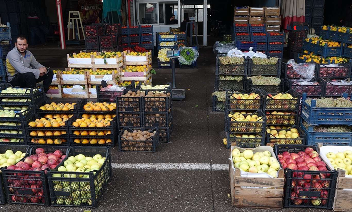 Havaların soğumasıyla beraber sebze meyve fiyatları arttı