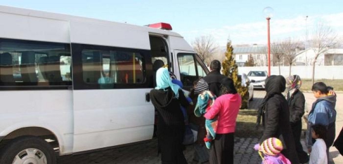 Bakan Yanık: Sokakta çalıştırılan ve dilendirilen çocuklarımızla ilgili önlem aldık