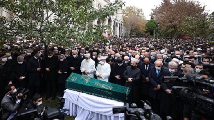 Sezai Karakoç’un vefatı; Kültür Bakanı, cenazesine neden katılmadı”
