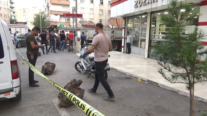 Diyarbakır’da barış toplantısındaki silahlı kavgada ölü sayısı 3’e yükseldi