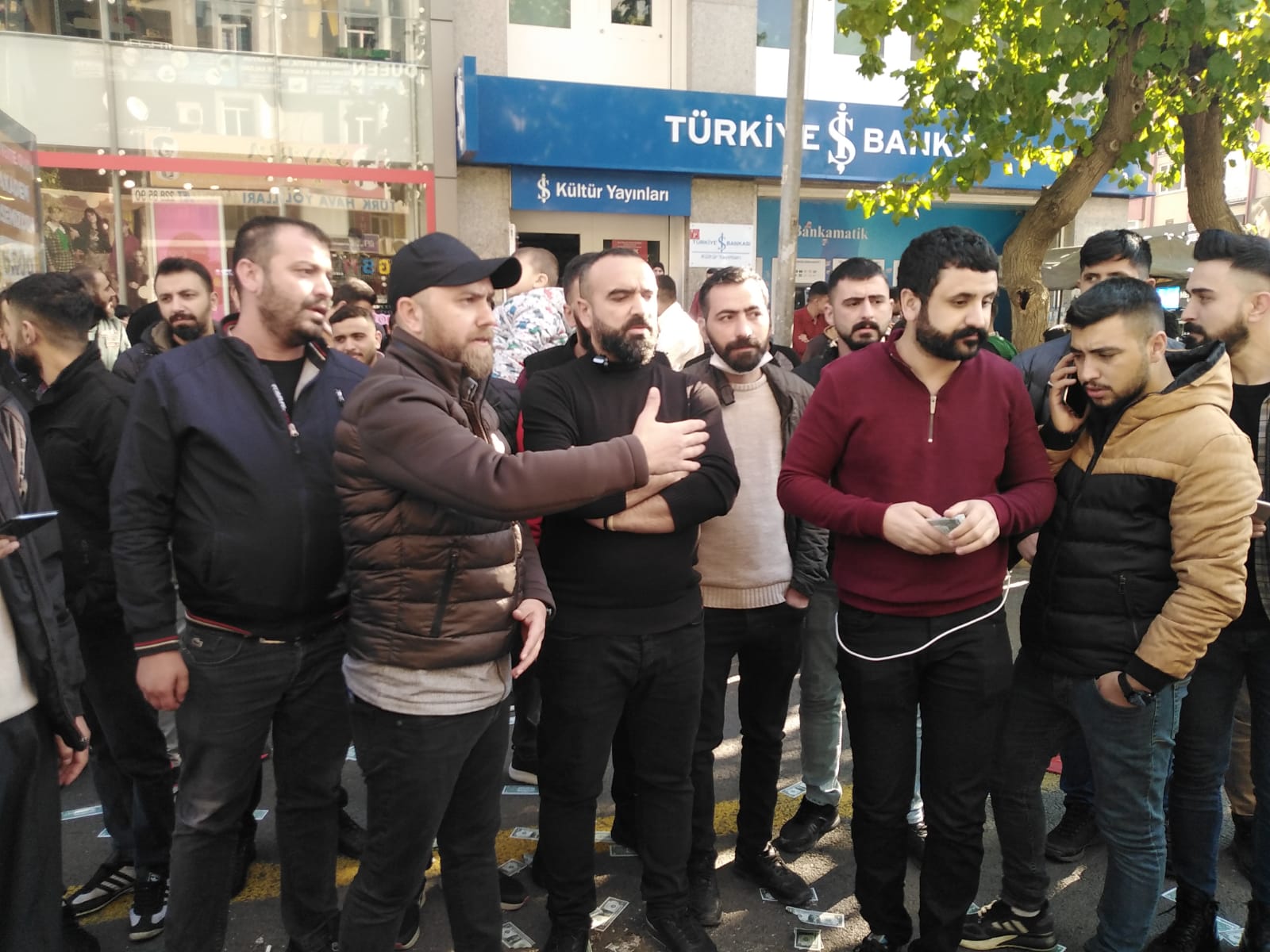 VİDEO HABER - Diyarbakır esnafından Dolar protestosu