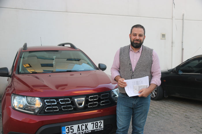 Diyarbakır’da otoparka park ettiği otomobili İzmir’de ceza yedi