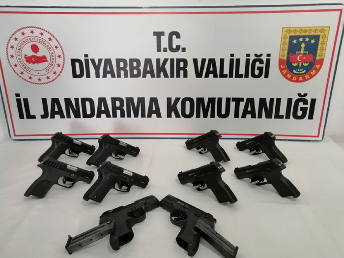 Diyarbakır’da silah kaçakçılarına yönelik operasyon!