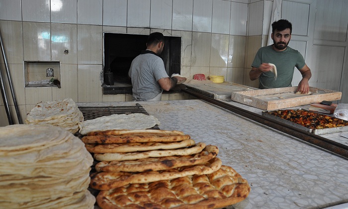 Diyarbakır'da ekmek 4 TL'ye yükseldi