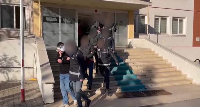 Diyarbakır’da silah sevkiyatında 50 silah yakalandı
