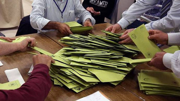 Son seçim anketi: Cumhur İttifakı oylarını arttırdı