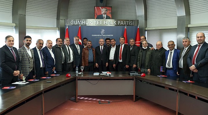 Diyarbakır Ak Parti’den ayrılan 20 kişi CHP'ye katıldı