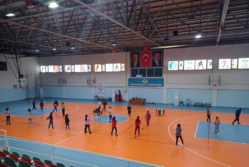 Bağlar Belediyespor'dan voleybol alt yapısına yatırım