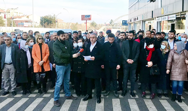 CHP Diyarbakır İl Başkanlığı’ndan elektrik zammına tepki;  ‘Elektrik faturaları ile vatandaşı çarptılar’