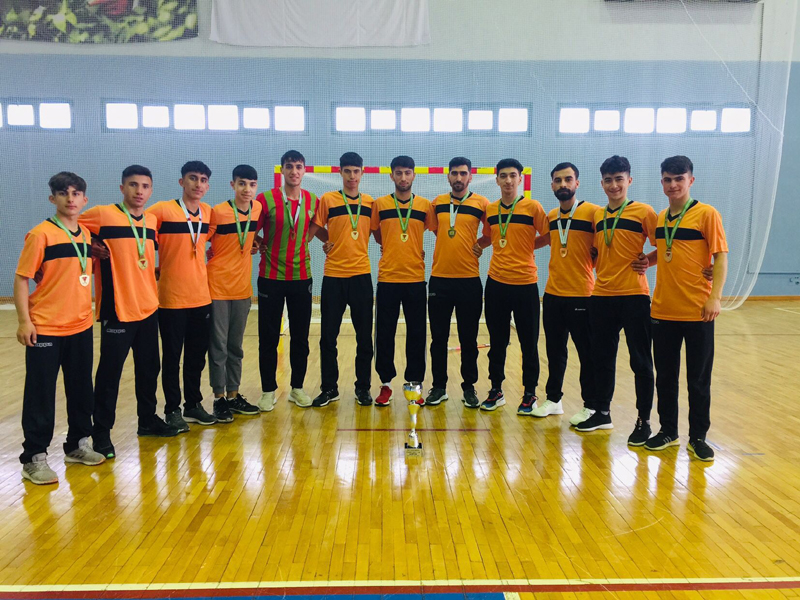Diyarbakır Peyasspor’un sporcuları eğitimde de öncü!
