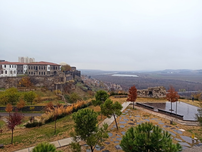 Tarık Othan yazdı: Gelişen Diyarbakır