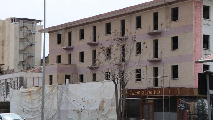 Diyarbakır'da tescilli otel hakkında yıkım kararı